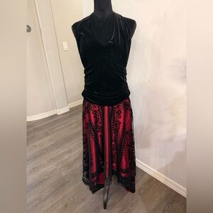 Y2K Onyx Whimsygoth Black and Red A-Line Velvet Halter Dress. Size 18W